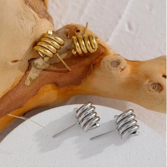 New 18K Gold  Silver Twisted Stud Earrings - Picture 17 of 17